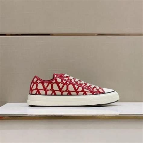 valentino shoes yupoo